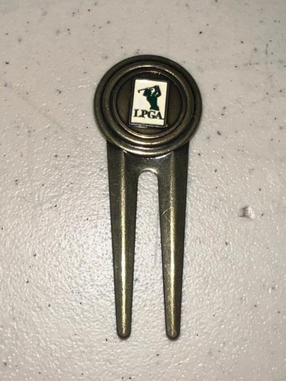 LPGA Divot Tool with Marker- NEW